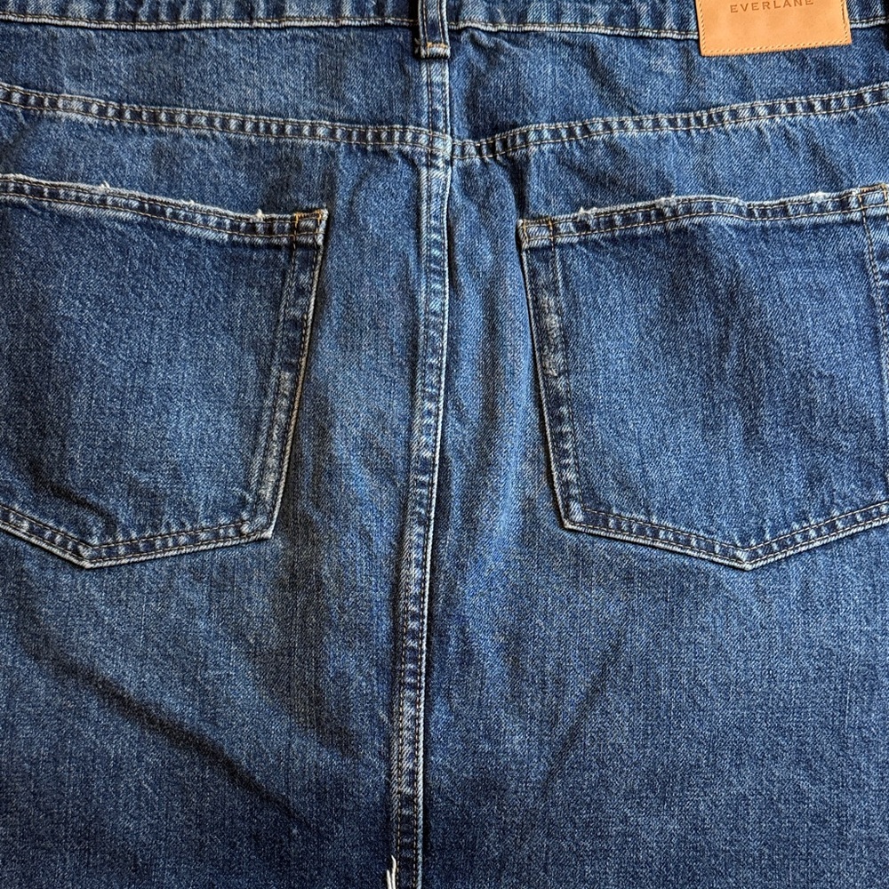 Everlane Women's Denim Reconstructed Distressed Blue Mini Skirt Size 33 - Picture 10 of 10